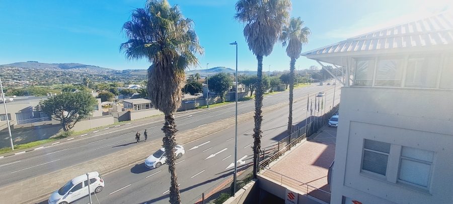To Let commercial Property for Rent in Rosenpark Western Cape